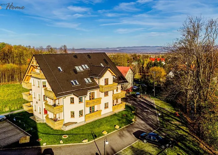 Wonder - W Spokojnej Okolicy, Z Widokiem Na Gory